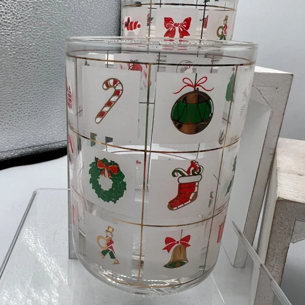 ware - Picture 2 of 8